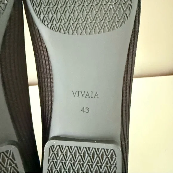 Vivaia Womens Margot 2.0 Square Toe V-Cut Flats Black Knit Size US 11 EU 43 - Picture 6 of 11